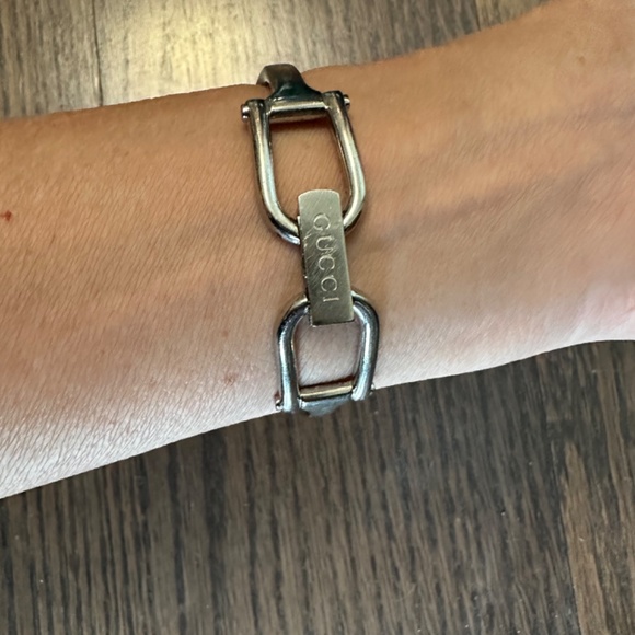 Gucci horsebit watch - stainless steel with black face . Size S. - Picture 2 of 3